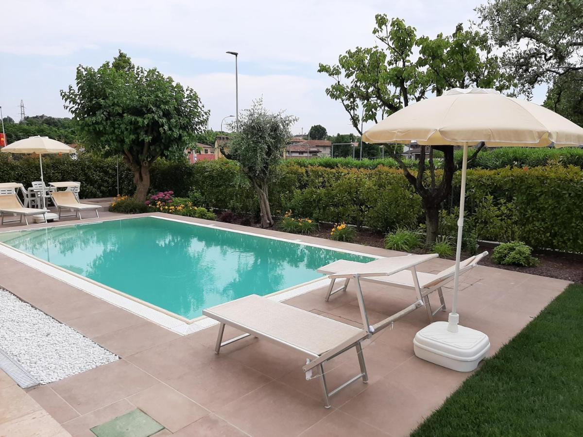 Villa Luisa Rooms And Breakfast Peschiera del Garda Eksteriør bilde