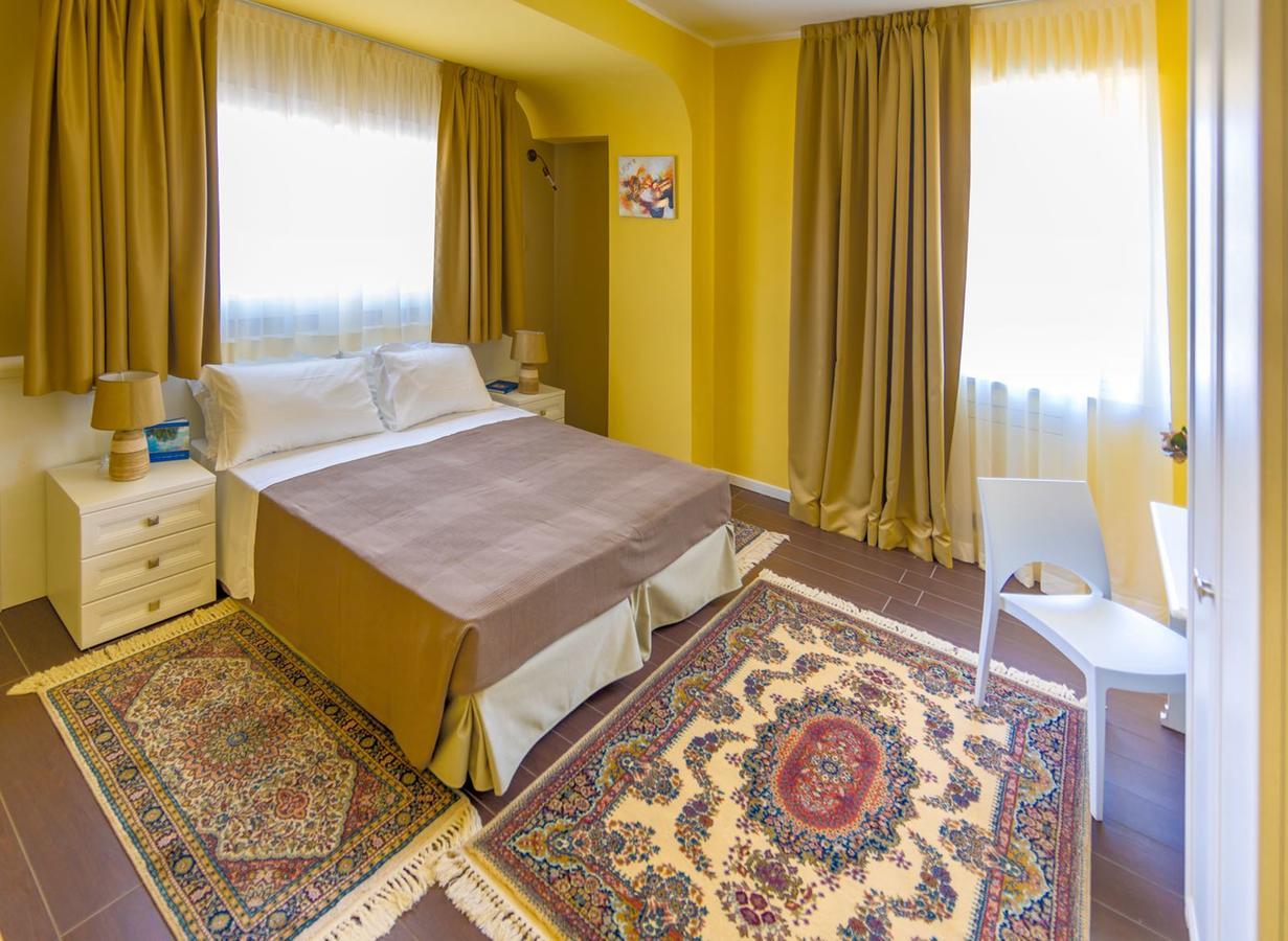 Villa Luisa Rooms And Breakfast Peschiera del Garda Eksteriør bilde