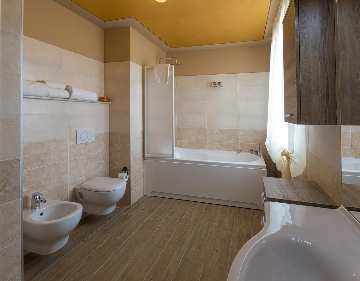 Villa Luisa Rooms And Breakfast Peschiera del Garda Eksteriør bilde