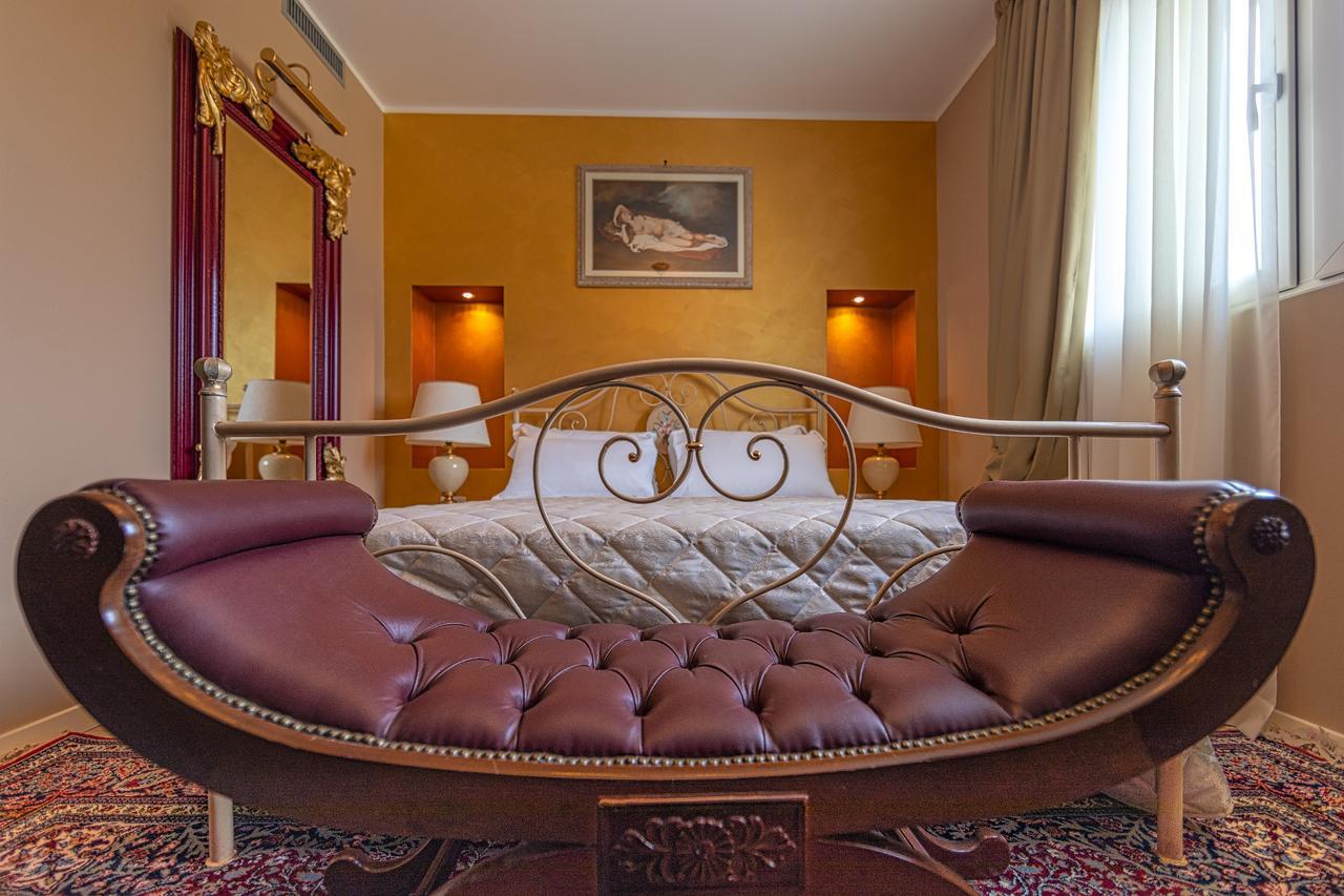 Villa Luisa Rooms And Breakfast Peschiera del Garda Eksteriør bilde